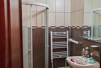 Apartament cu 4 camere semidecomandat în Central - 4