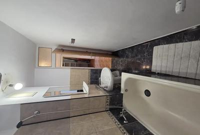 Apartament cu 3 camere decomandat în Victoriei - 10