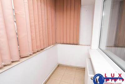 Apartament cu 2 camere decomandat în Babadag - 1
