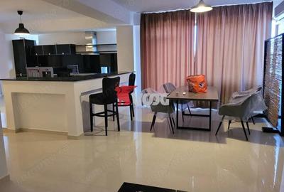 Penthouse de inchiriat-zona Centrala
