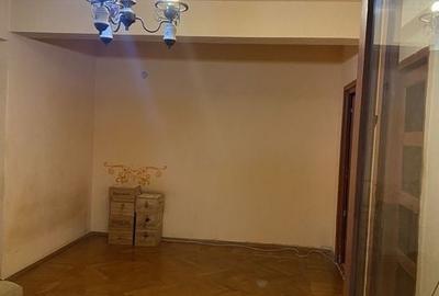 De inchiriat Apartament 2 camere Piata Romana sect 1 - 2