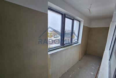 Casă individuală cu 8 camere cu Canalizare în Tătărani - 12