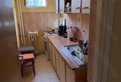 Garsonieră decomandată în Dristor - 4