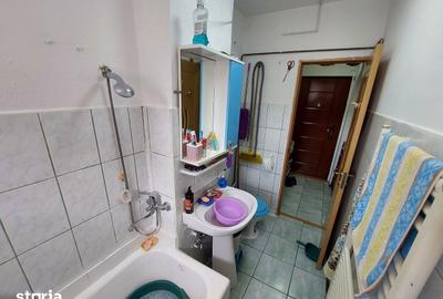 Garsonieră decomandată în Est - 9