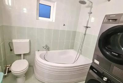 Inchiriez apartament zona Calea Moldovei,350 - 1