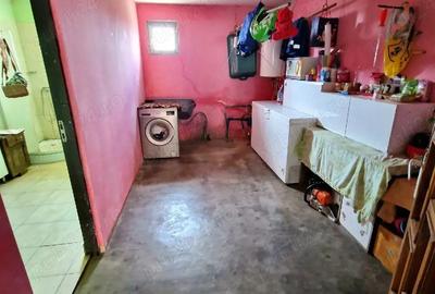 Casă cu 2 camere cu Teren 9100 Mp în Central - 2
