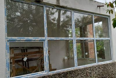 Casă cu 5 camere cu Teren 398 Mp în Băicoi - 2