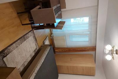 Apartament cu 3 camere decomandat în Central - 8