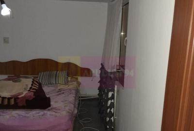 Branesti / IF - casa batraneasca din caramida cu teren de... - 29