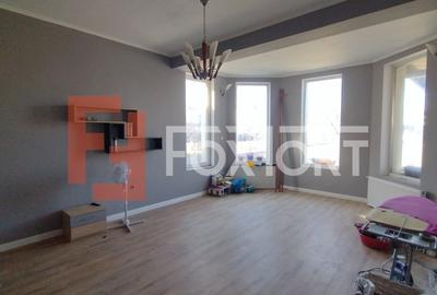 COMISION 0% Casa individuala 8 camere, Sacalaz - Pivnita, teren 1198 mp, asfalt - 2