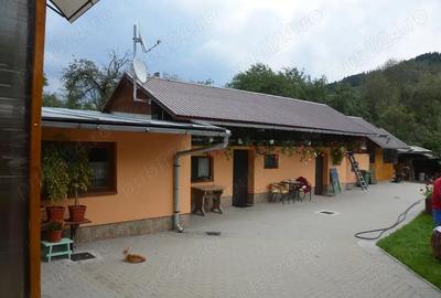 Casă cu 5 camere în Câmpeni - 2