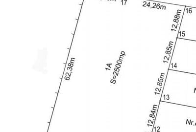 Teren de 2500 mp, în Central