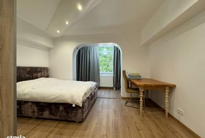 Apartament cu 3 camere decomandat în Tătărași