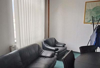 Spatiu office situat in Busteni-inchiriere - 3