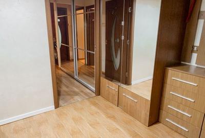 Apartament cu 3 camere în Micro 17 - 9