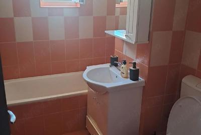 Apartament cu 3 camere decomandat în Lipovei - 2