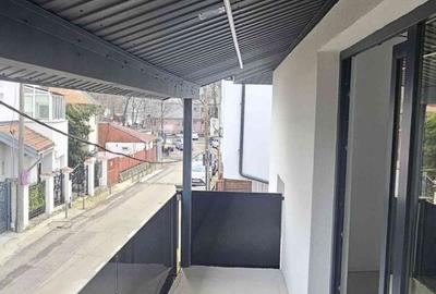 Casă cu 4 camere cu Teren 175 Mp în Tineretului - 4