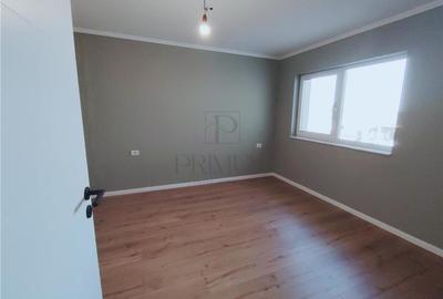 Duplex cu 4 camere cu Canalizare în Moșnița Veche - 7