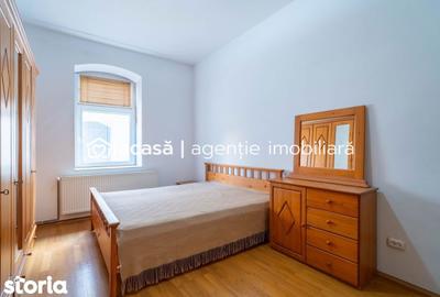 Apartament cu 4 camere, mobilat în Central