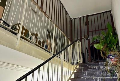 Apartament cu 2 camere decomandat în Obor - 10