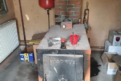 Spațiu comercial, de 220 mp, în Surduc - 2