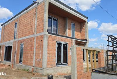 Casă cu 4 camere în Sânmartin - 14