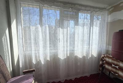 Apartament cu 3 camere semidecomandat în Berceni - 13