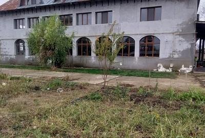 Casă cu 15 camere cu Canalizare în Nord - 29