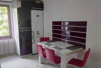 Apartament cu 2 camere decomandat în Tudor