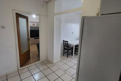 Apartament cu 2 camere semidecomandat, mobilat în Trafic Greu - 8