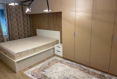 Apartament cu 3 camere semidecomandat, mobilat în Titan - 2