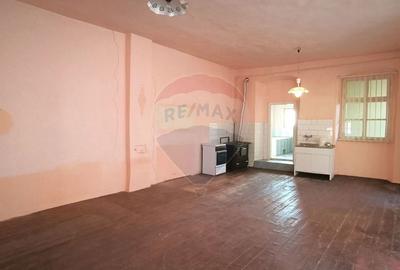 Casă cu 4 camere cu Teren 317 Mp în Dumbrăveni - 20