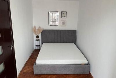 Apartament cu 3 camere semidecomandat în Central - 7