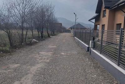 Teren de 1600 mp, în Central