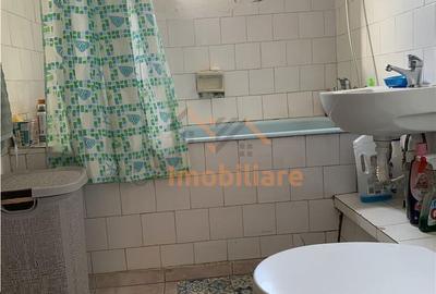 Apartament cu 3 camere decomandat în Calea Aradului - 9