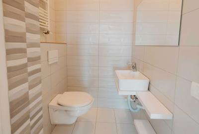 Apartament cu 3 camere decomandat în Bârzești - 1