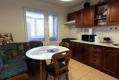 Apartament cu 2 camere decomandat în Titan - 1