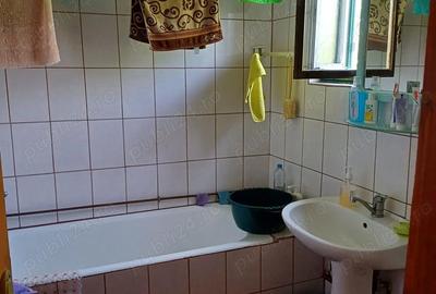 Casă cu 5 camere cu Teren 3000 Mp în Ștefănești - 4