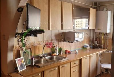 Apartament cu 3 camere semidecomandat, mobilat în Orizont - 6
