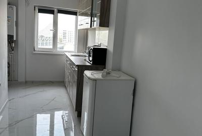 Apartament cu 2 camere decomandat în 1 Mai - 8