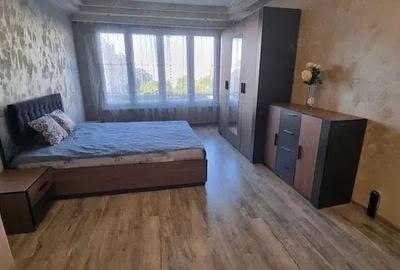 Garsonieră decomandată în Andronache