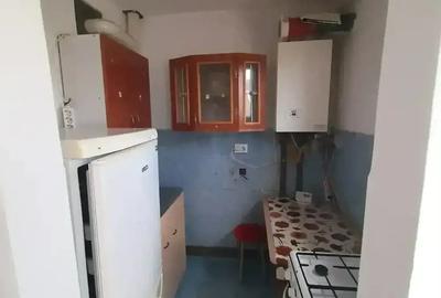 Inchiriez apartament cu doua camere. - 4