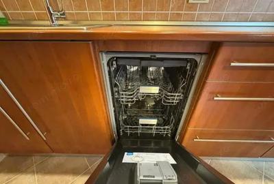 Apartament cu 3 camere decomandat în Decebal - 2