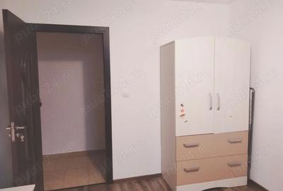 Proprietar , vand apartament decomandat ,3 camere - 6