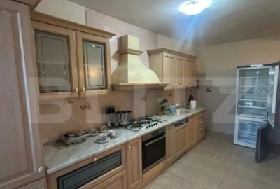 Casă cu 7 camere cu Teren 500 Mp în Lipovei - 15