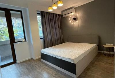 Apartament cu 2 camere decomandat în Moșilor - 2