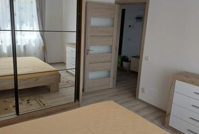 Apartament cu 3 camere semidecomandat, mobilat în Florești - 5