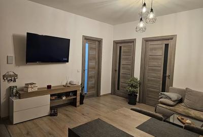 Apartament cu 3 camere decomandat, mobilat în Sânnicoară - 2