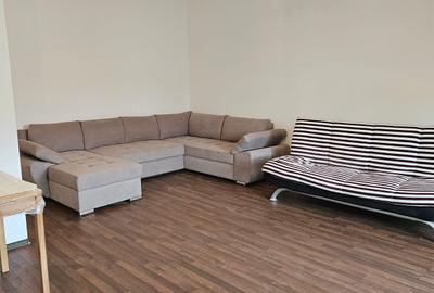 Apartament cu 2 camere decomandat în Tractorul - 5