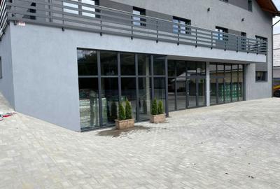 Spațiu comercial, de 510 mp, în Central - 1